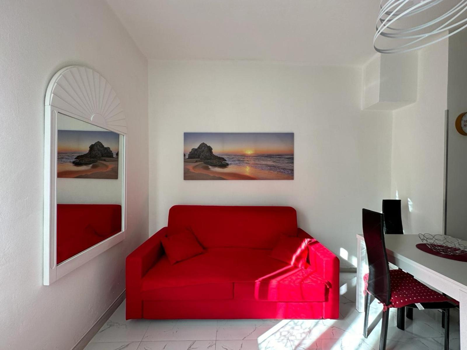 Wh - Dolce Vita - Bilocale - 5 Minuti Dal Centro - Parcheggio Gratuito - Wifi 산레모 외부 사진